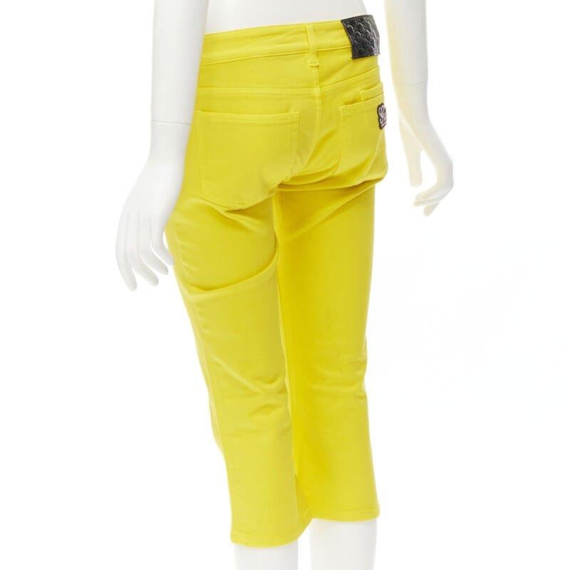 GUCCI Vintage Y2K yellow GG logo embroidery patent tag knee length jeans IT38 XS For Sale 1
