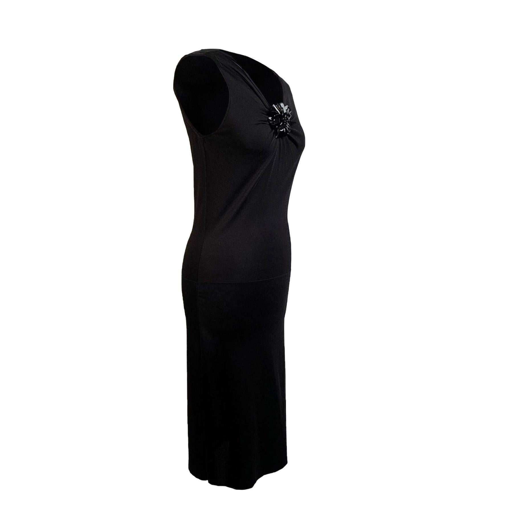 Gucci Viscose Little Black Dress with Flower Brooch Size M In Excellent Condition In Rome, Rome