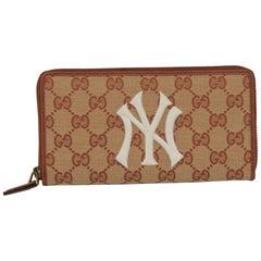 Gucci wallet – New York Yankees collection