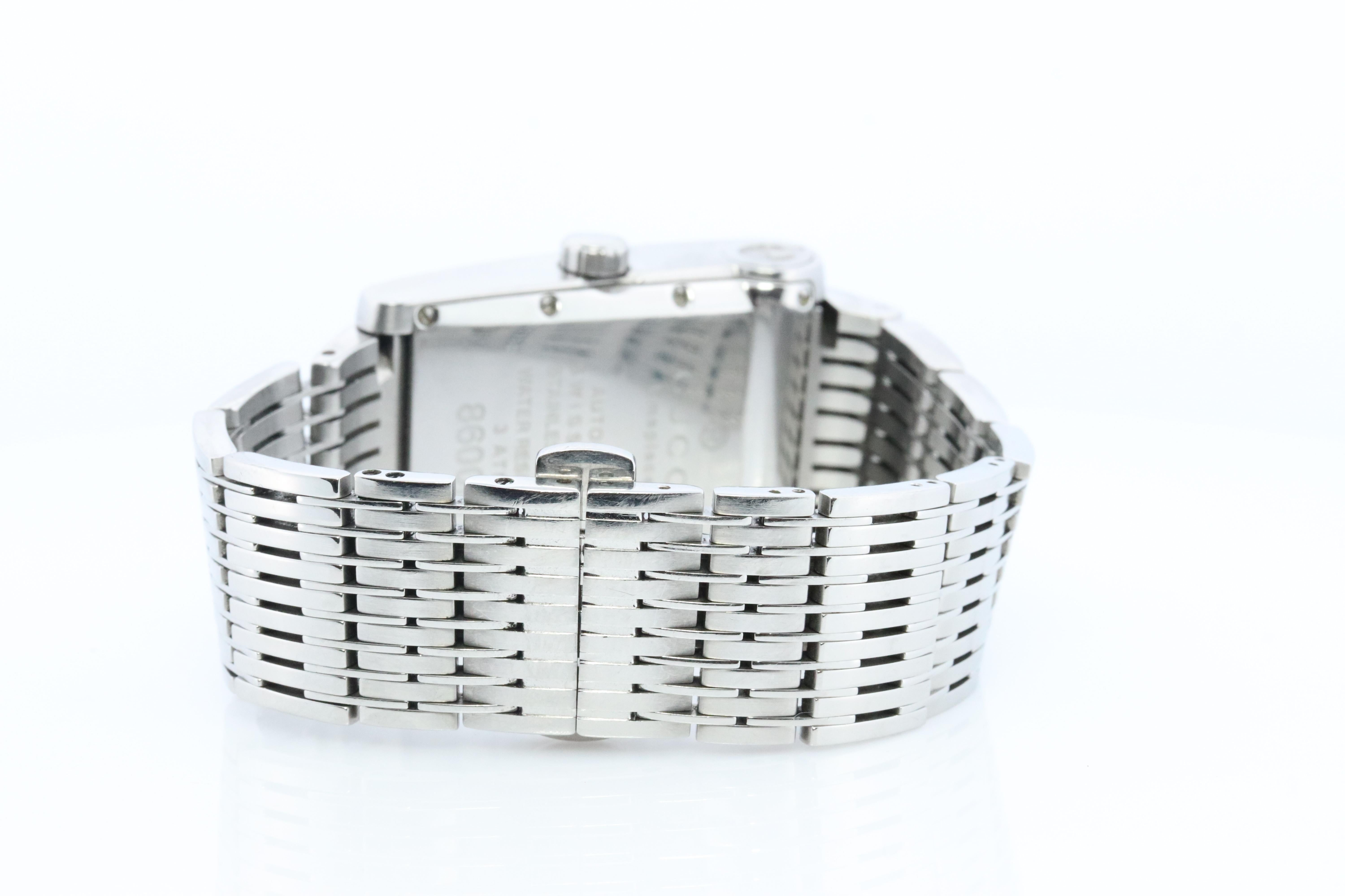 Gucci Watch. Gucci G Metro. Gucci 8600M Automatic Mens Large Tank wrist Watch For Sale 2