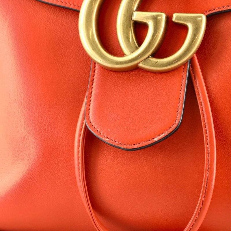 Gucci Web Heart GG Marmont Rucksack aus Leder 1