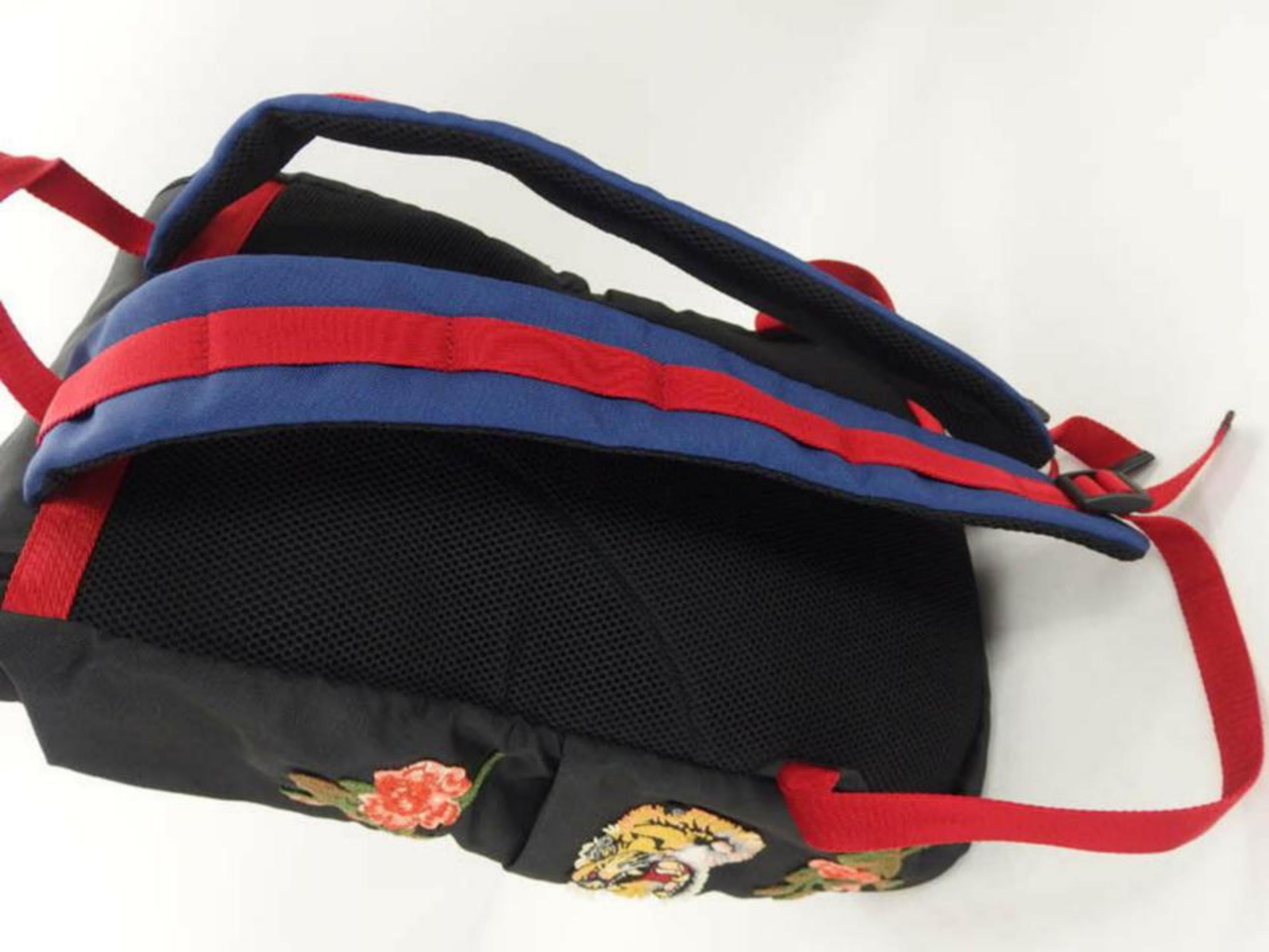 Gucci Web L'aveugle Par Amour Tiger Techpack 869837 Black Leather Backpack For Sale 4
