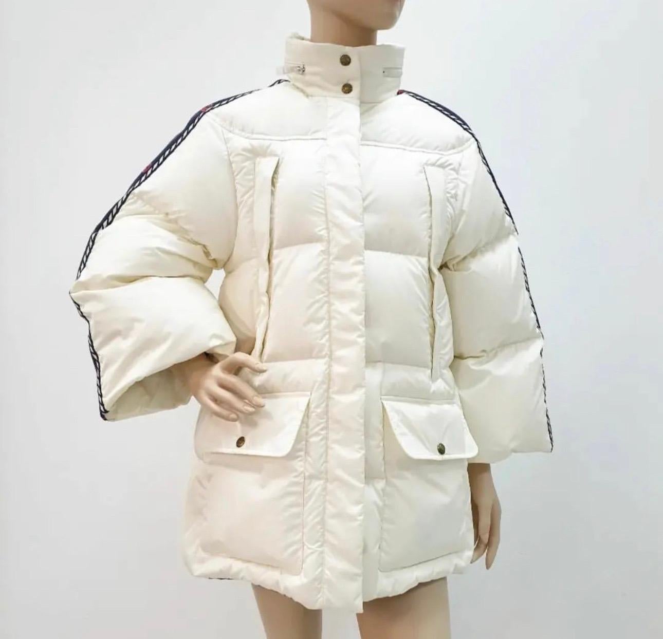 GUCCI Web-panelled Padded Ivory Nylon Jacket  For Sale 2