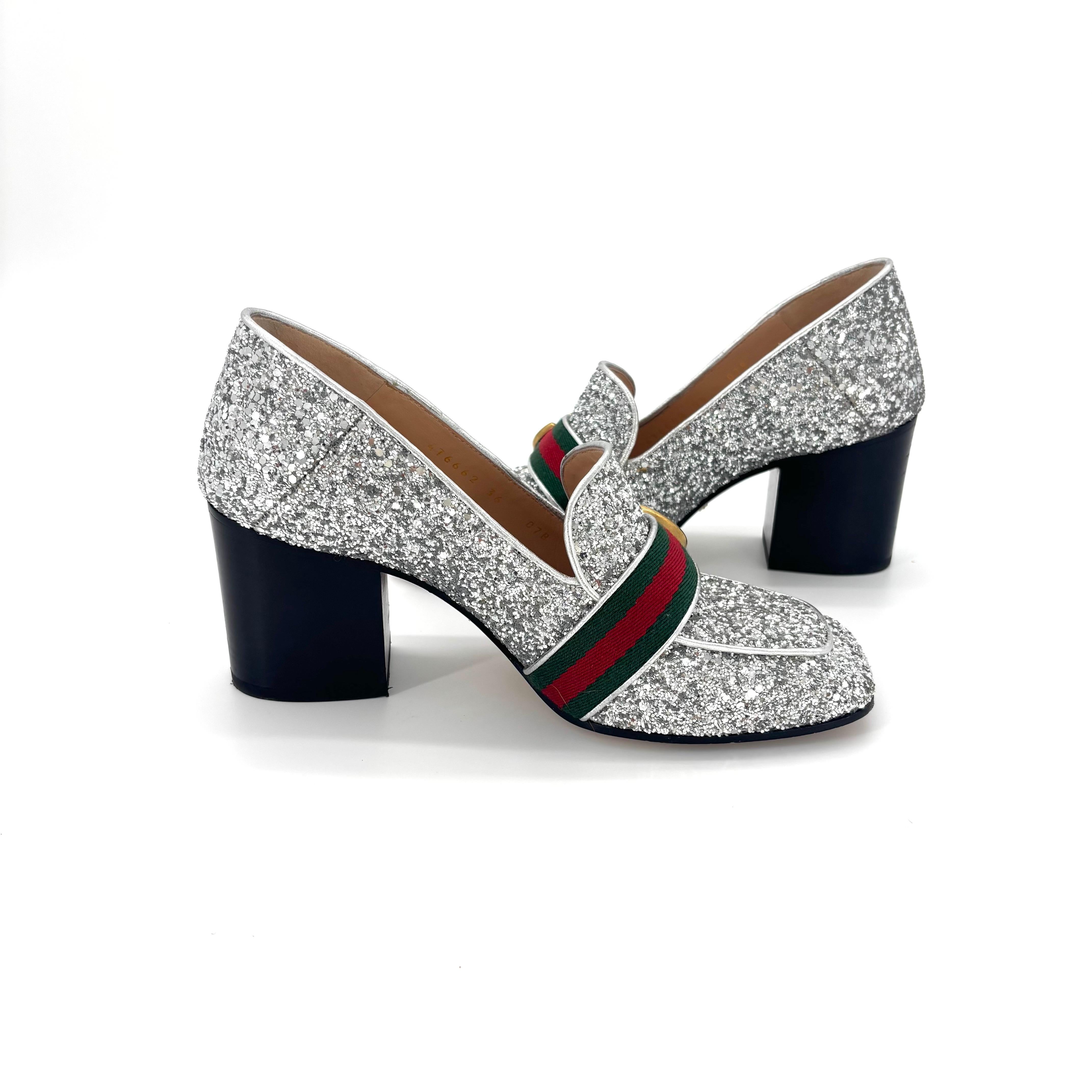 Gucci Web Stripe GG Peyton Silver Glitter Square Toe Platform Heeled Loafers 36 In condizioni buone in vendita a Mechanicsville, VA