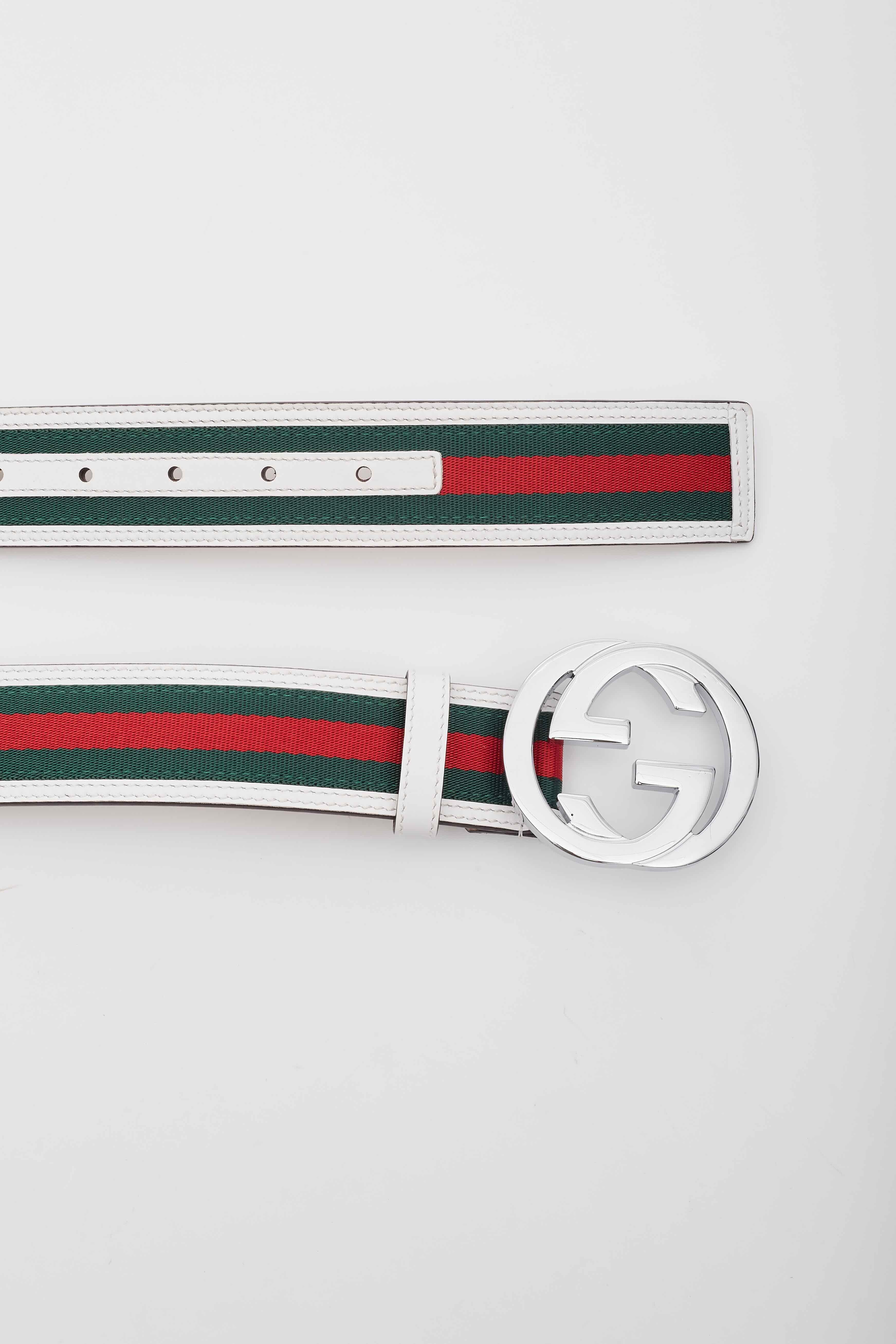 GUCCI WEB WHITE INTERLOCKING GG BELT (SIZE 100/40)

Color: White
Material: Canvas with leather trim
Style Code: 114984
Size: 100 cm / 40 inch
Length 43 inch & 1.5 inch
Condition: Excellent. Like new.

Made in Italy
