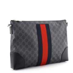 Gucci Messenger GG aus beschichtetem Segeltuch Medium mit Web-Reißverschluss