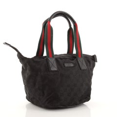 Gucci Web Zip Tragetasche GG aus Segeltuch