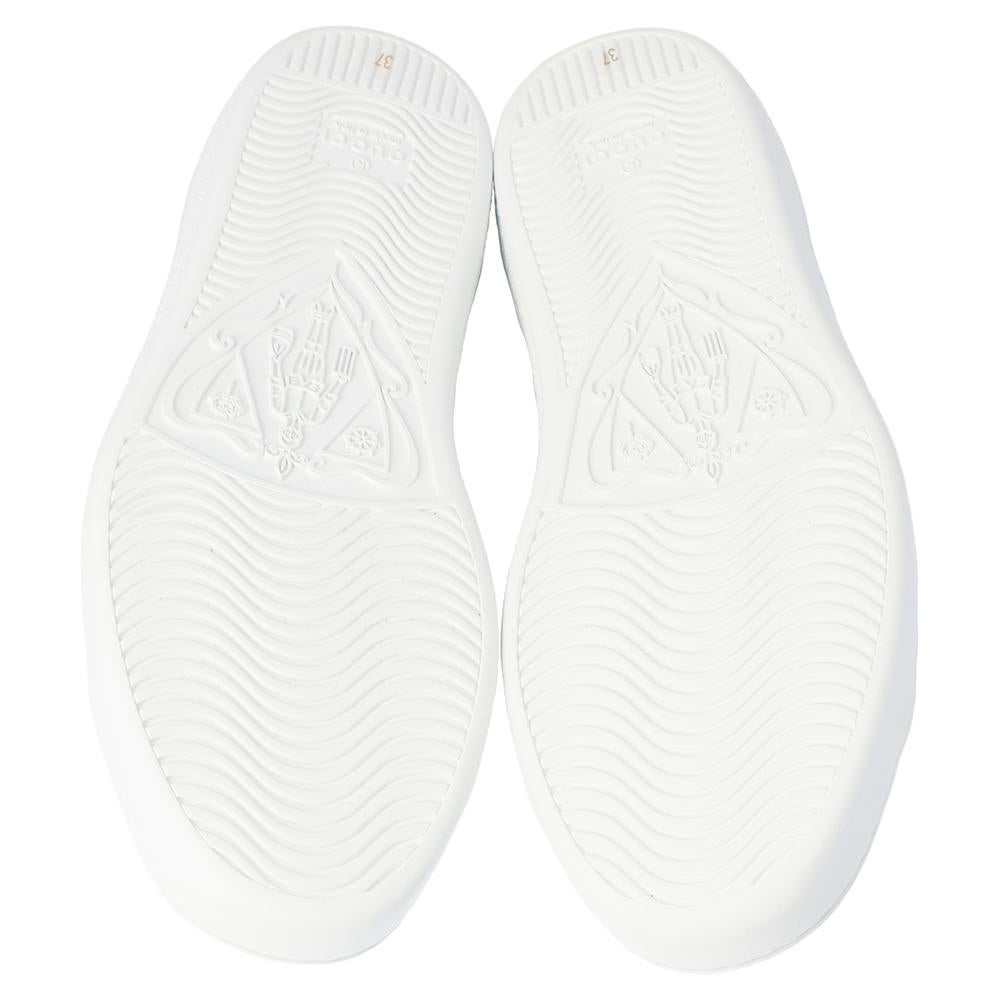 Gucci White Ace Sneakers Size 37 In Good Condition In Dubai, Al Qouz 2