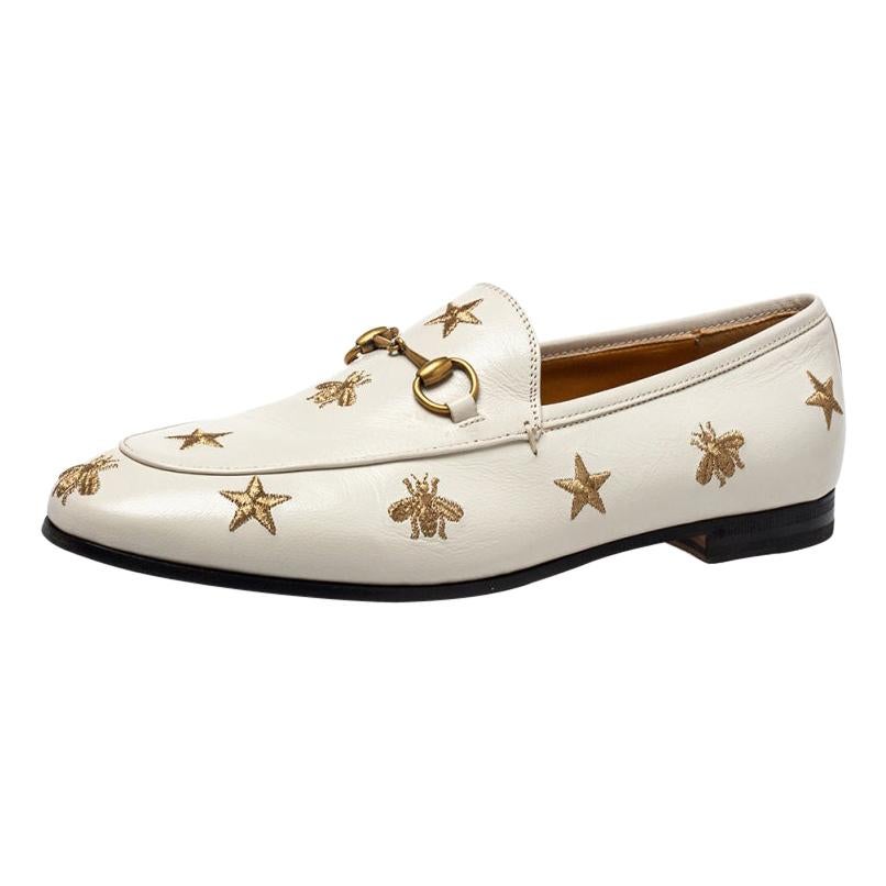 Gucci White Bee and Star Embroidered Leather Jordaan Loafers Taille 38.5  sur 1stDibs
