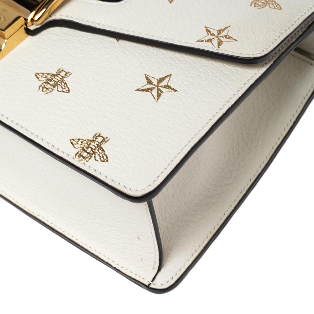 Gucci White Bee Star Print Leather Small Sylvie Web Chain Shoulder Bag In Good Condition In Dubai, Al Qouz 2