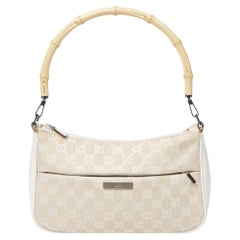 Gucci - Sac à bandoulière en bambou blanc/beige GG