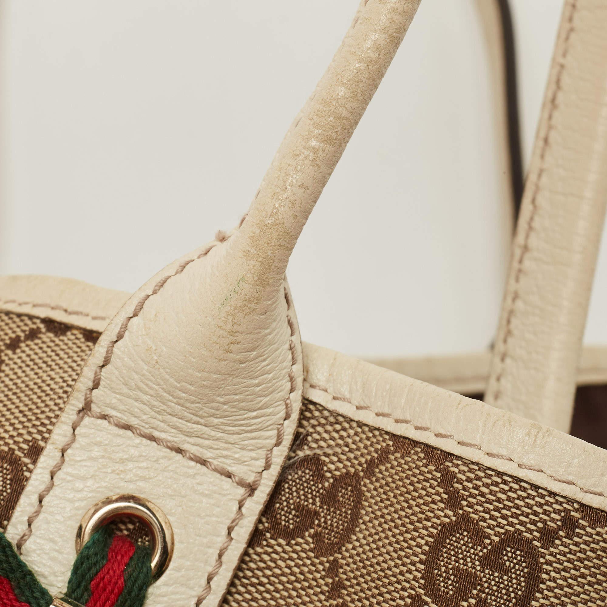 Gucci White/Beige GG Canvas and Leather Princy Tote For Sale 6