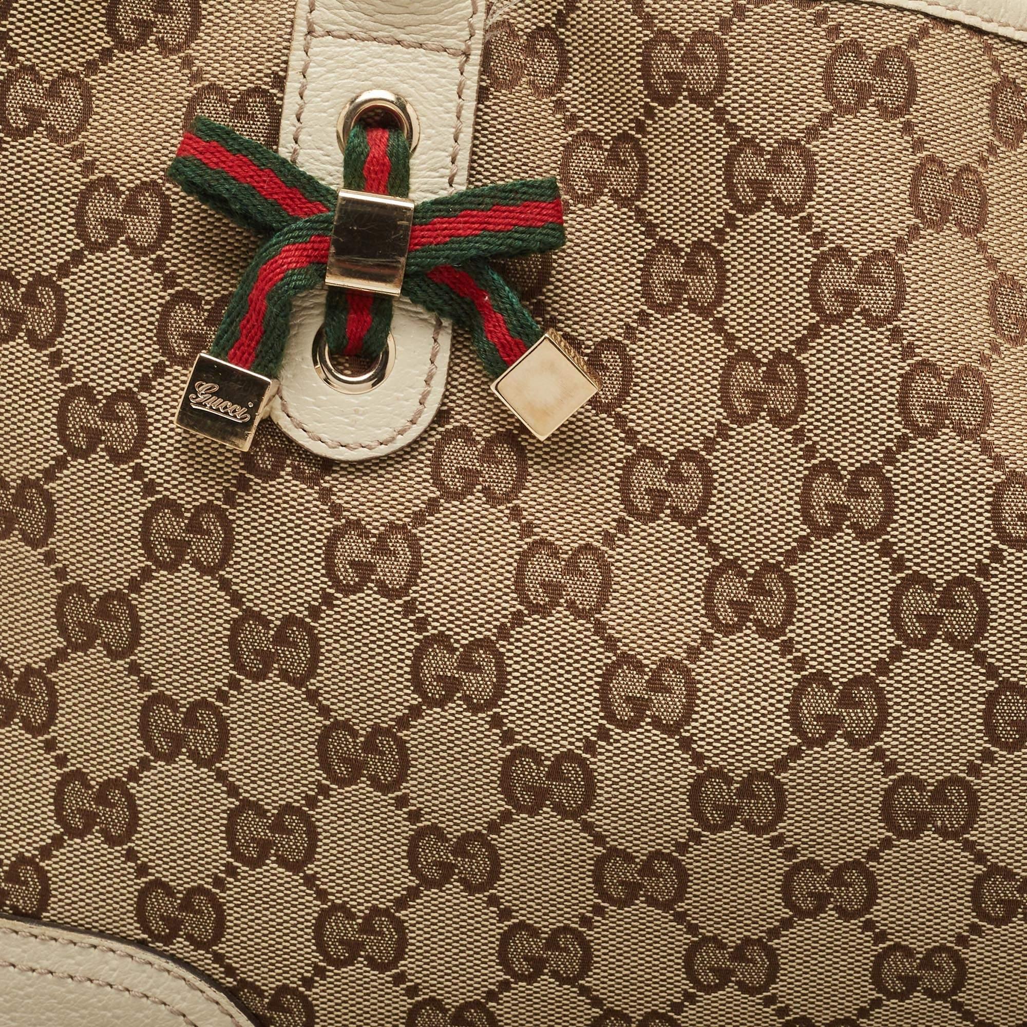 Gucci White/Beige GG Canvas and Leather Princy Tote For Sale 10