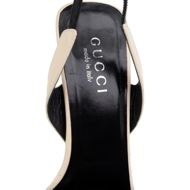 Gucci White/Black Leather Ankle Wrap Sandals Size 37 For Sale 2
