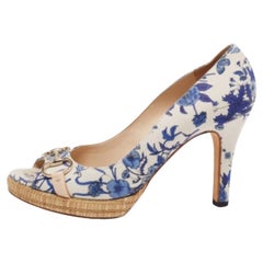 Gucci White/Blue Floral Print Canvas Horsebit Peep Toe Platform Pumps Size 40.5