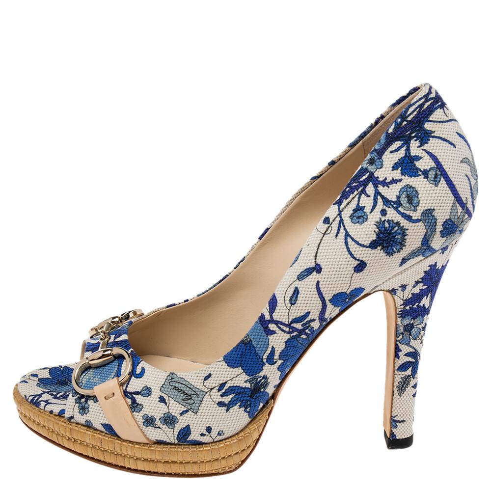 Women's Gucci White/Blue Floral Print Canvas Horsebit Peep Toe Pumps Size 39
