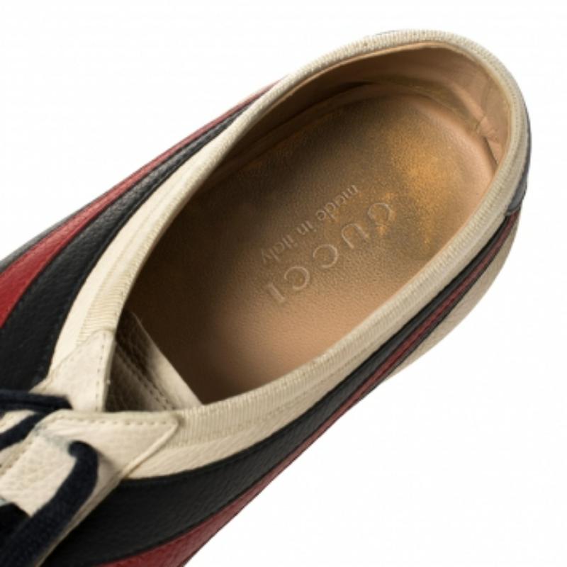 Gucci White/Blue Leather Falacer Sneakers Size 44 In Fair Condition For Sale In Dubai, Al Qouz 2