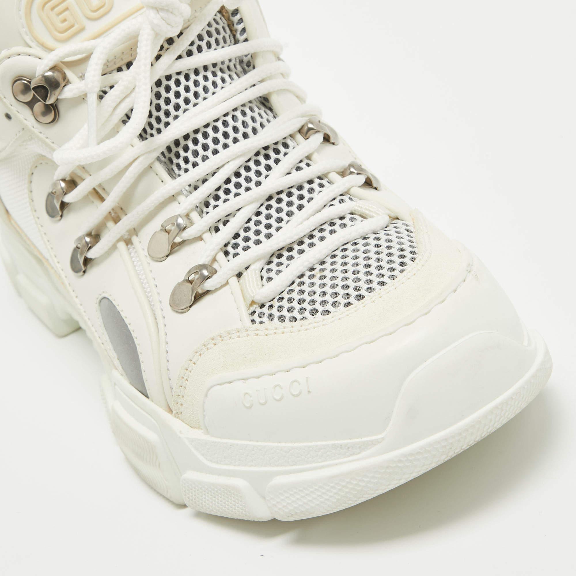 Gucci White/Cream Canvas Leather Flashtrek Sneakers Size 39.5 For Sale 2