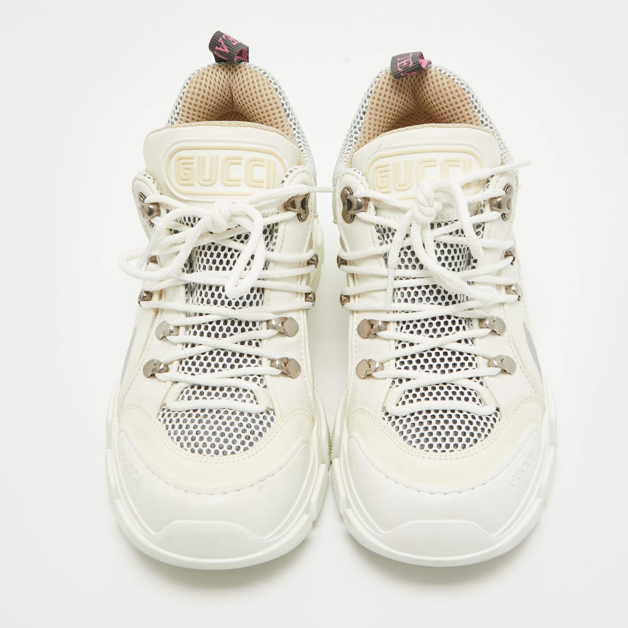 Gucci White/Cream Canvas Leather Flashtrek Sneakers Size 39.5 For Sale 4