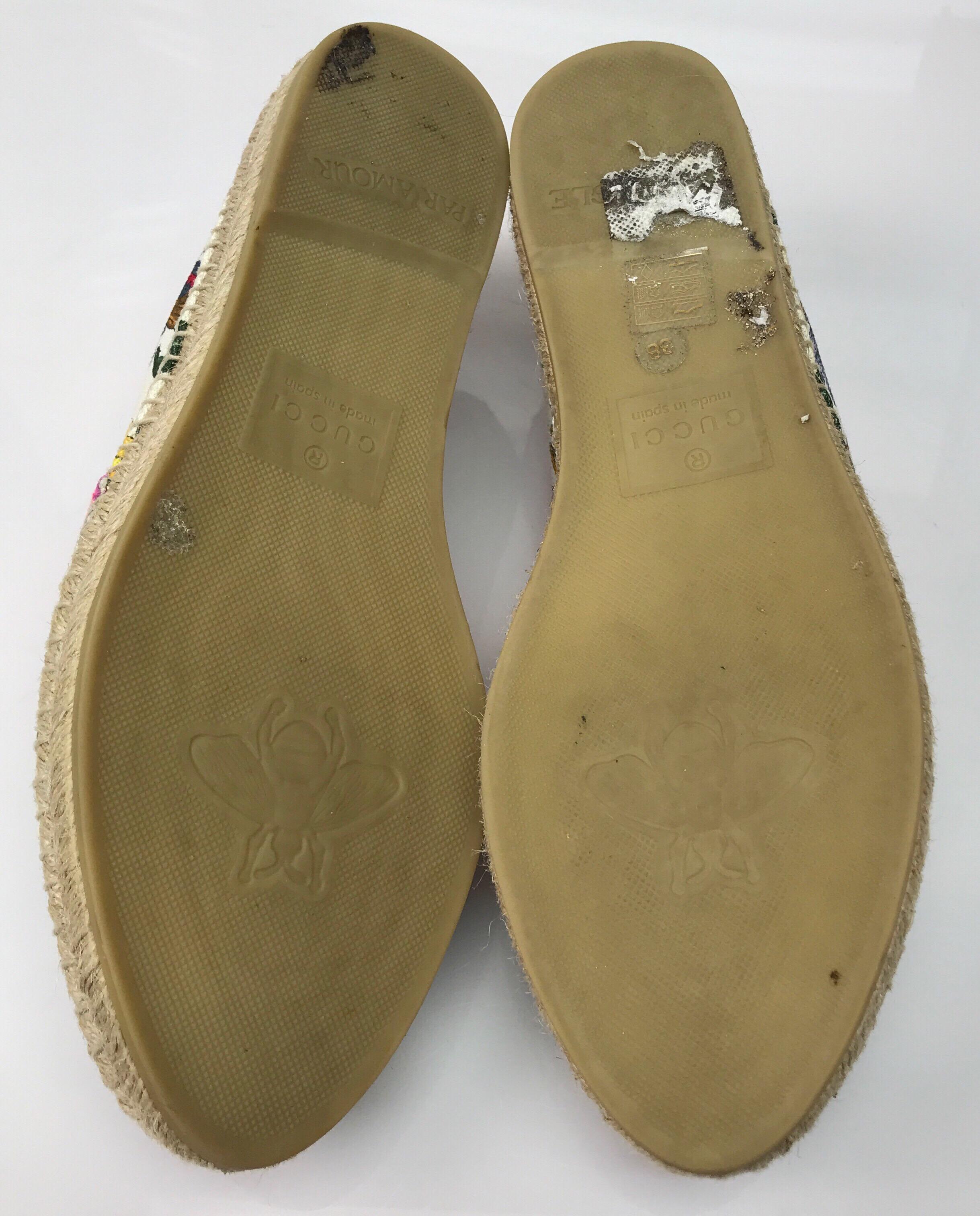 Gucci White Espadrille w/ floral pattern-38 In Good Condition In West Palm Beach, FL