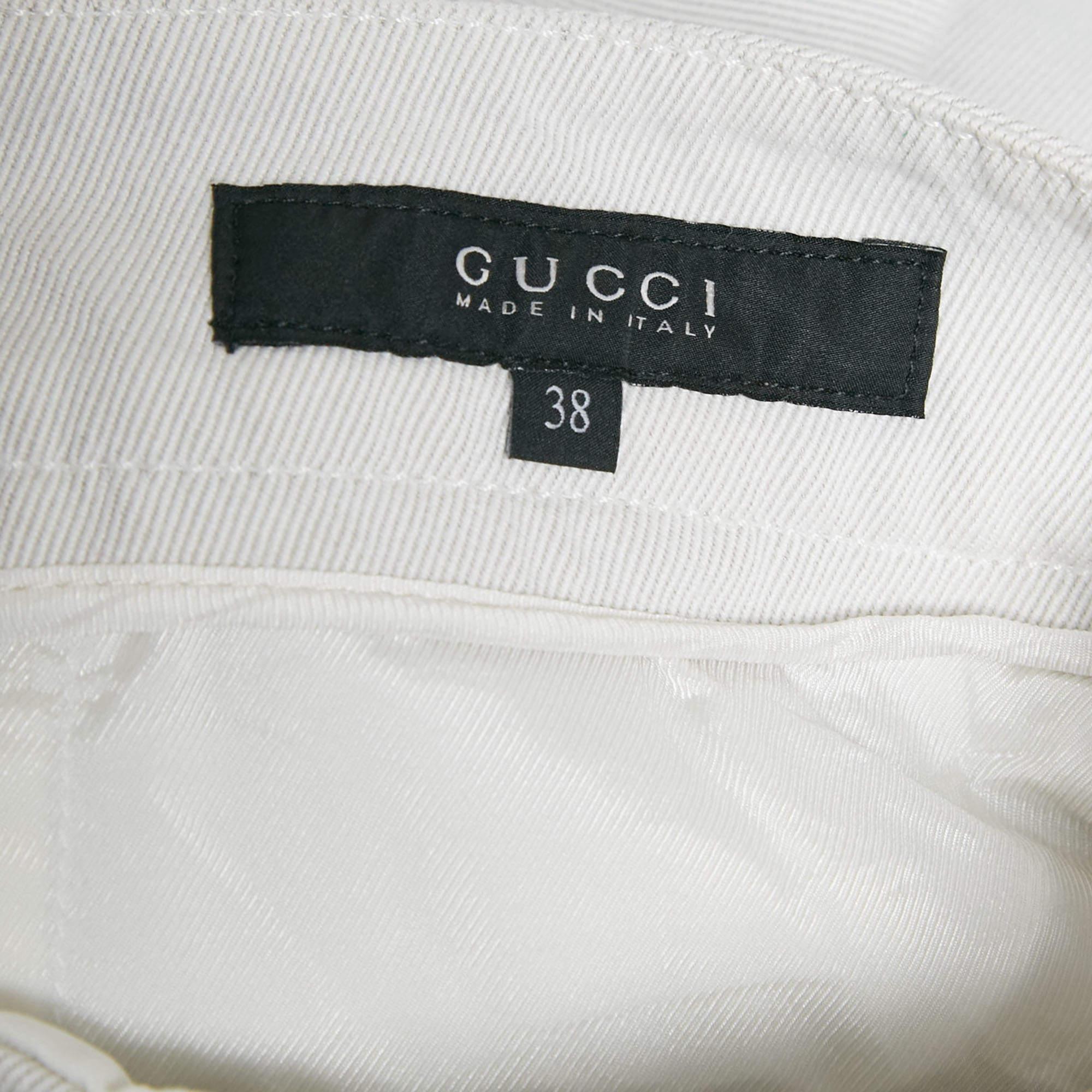 S.S. White Pantaloncini regolari in gabardine di Gucci In condizioni buone in vendita a Dubai, Al Qouz 2