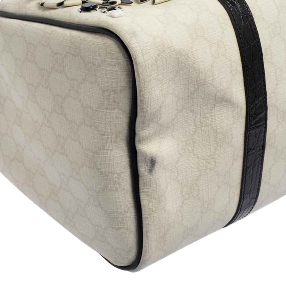 Gucci White GG Coated Canvas Floral Applique Joy Boston Bag In Good Condition In Dubai, Al Qouz 2