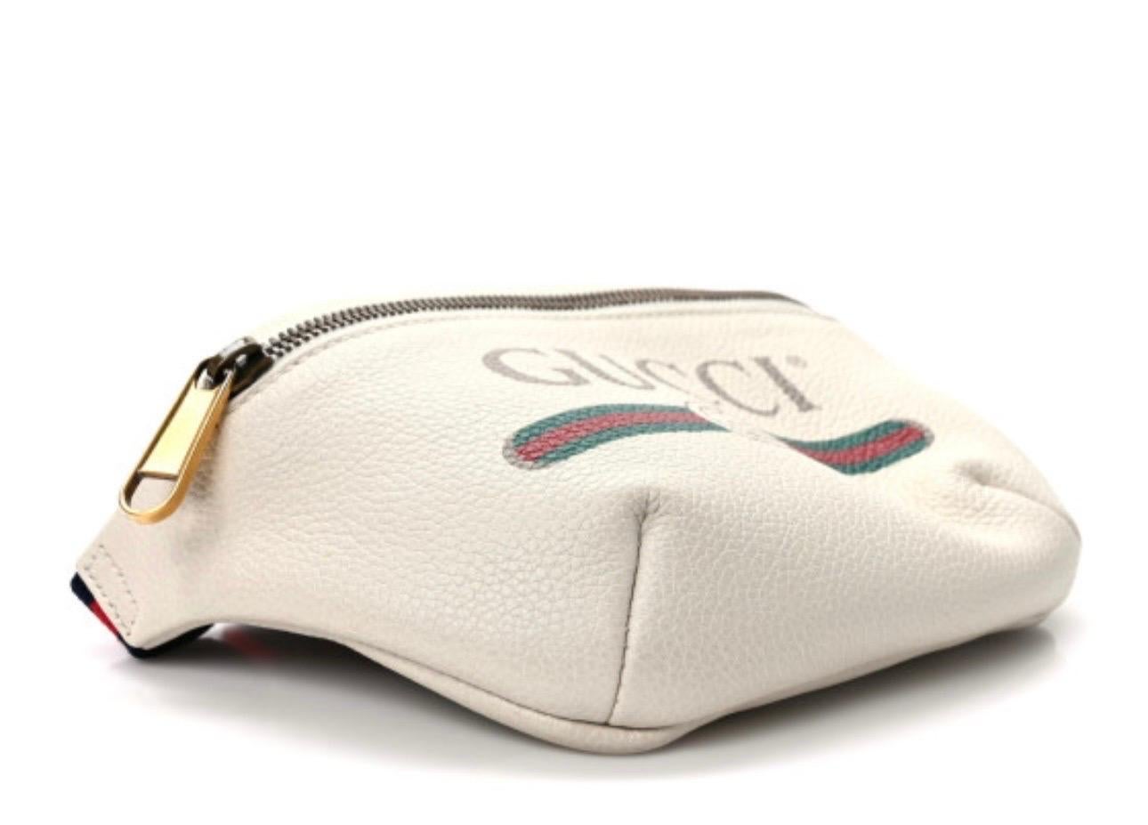 Gucci White Graind Calf Skin Leather Logo crossbody bag, Logo Belt Bag 6
