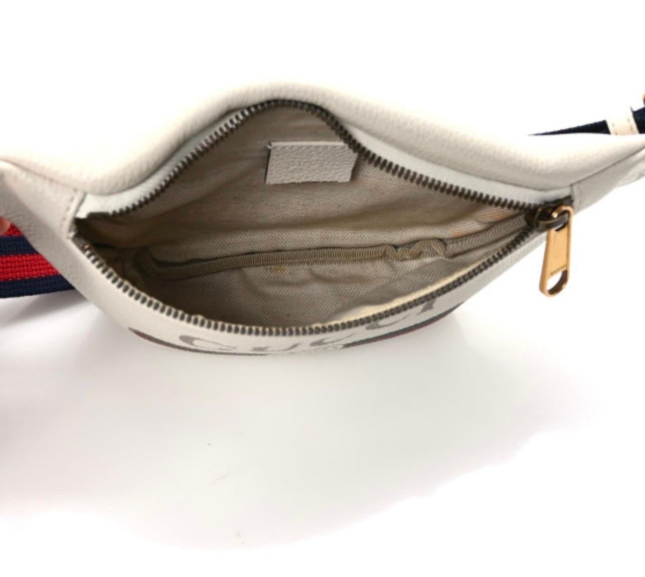 Gucci White Graind Calf Skin Leather Logo crossbody bag, Logo Belt Bag 8