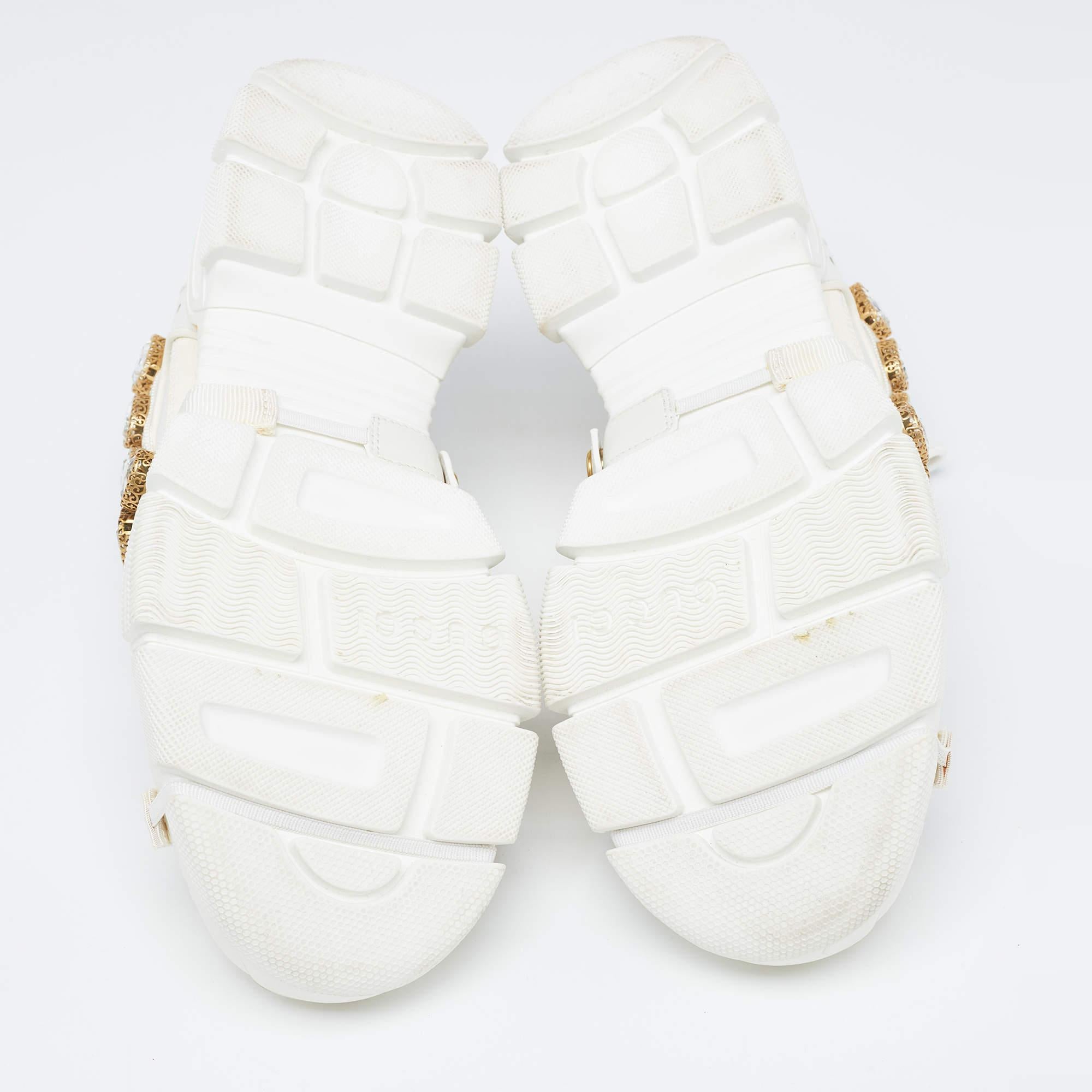 Gucci Flashtrek Turnschuhe aus weißem/grauem Mesh und Leder mit Kristallverzierung aus Leder Größe 40 Damen im Angebot