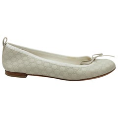 Gucci White Guccissima Leather Ballet Flats