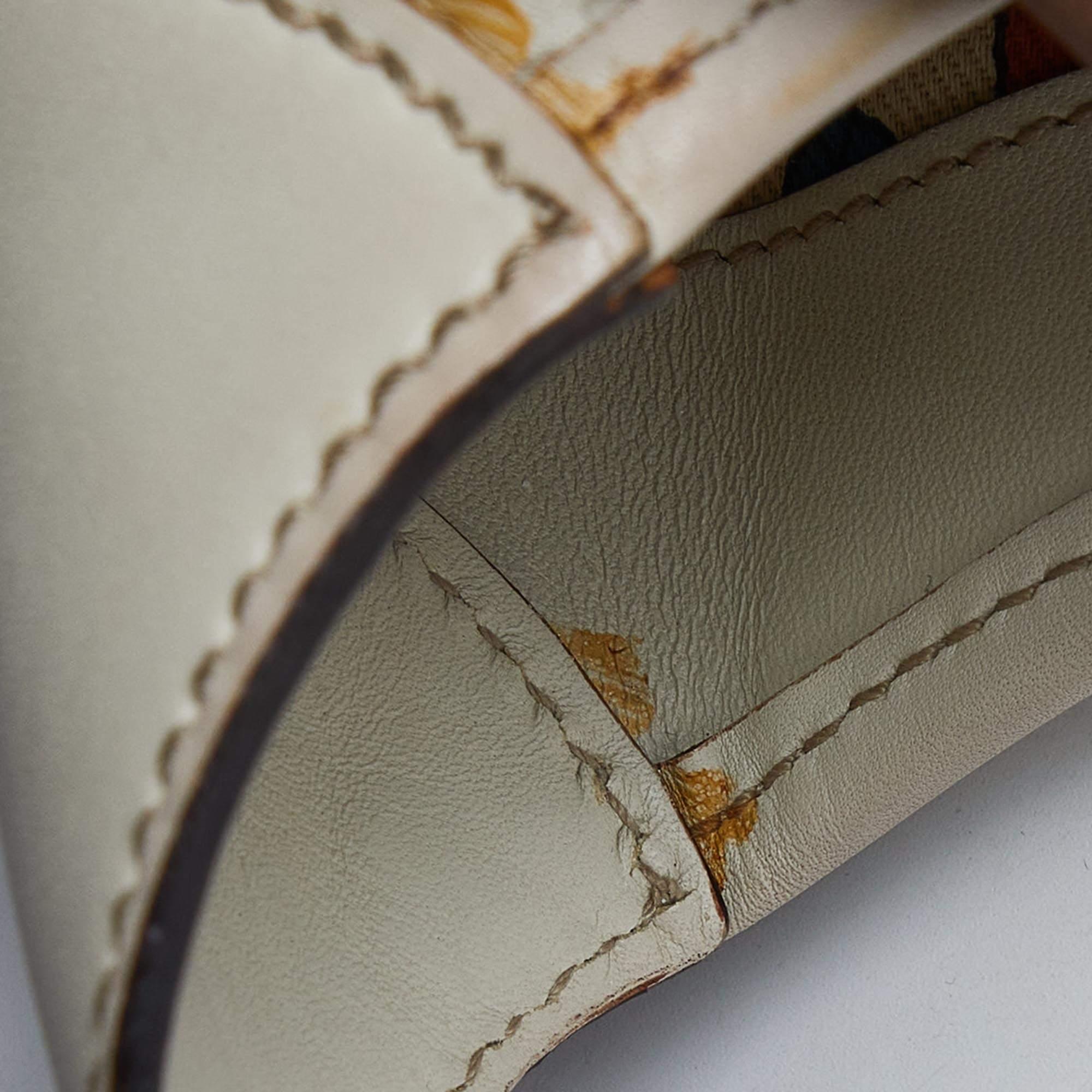 Gucci White Guccissima Leather Punch Hobo 2