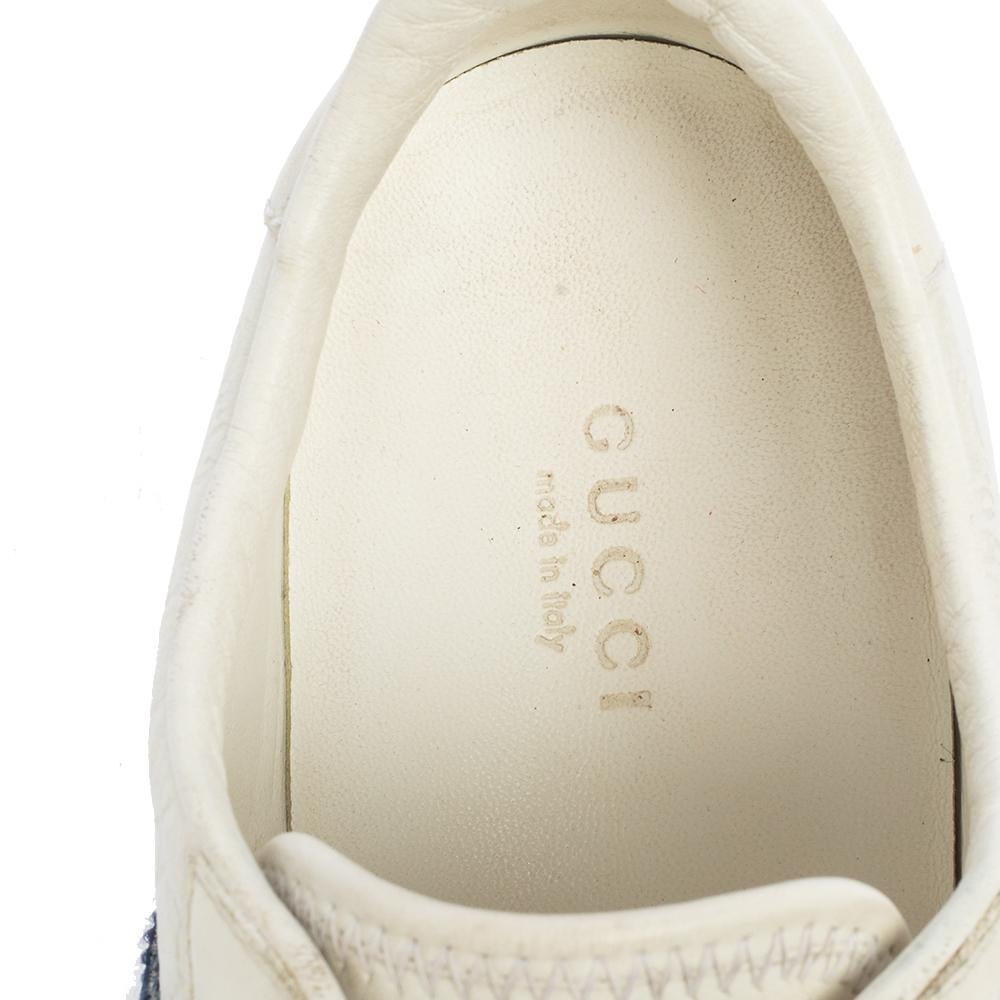 Gucci White Guccissima Leather Web Detail Low Top Sneakers Size 39 In Fair Condition In Dubai, Al Qouz 2