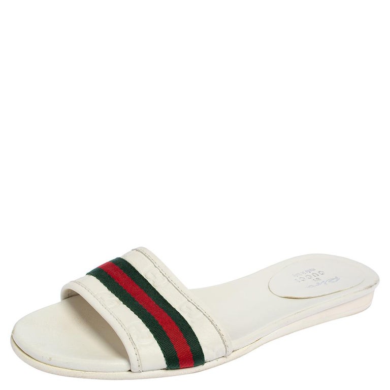 Gucci White Guccissima Leather Web Flat Slide Sandals Size 34 For Sale at  1stDibs