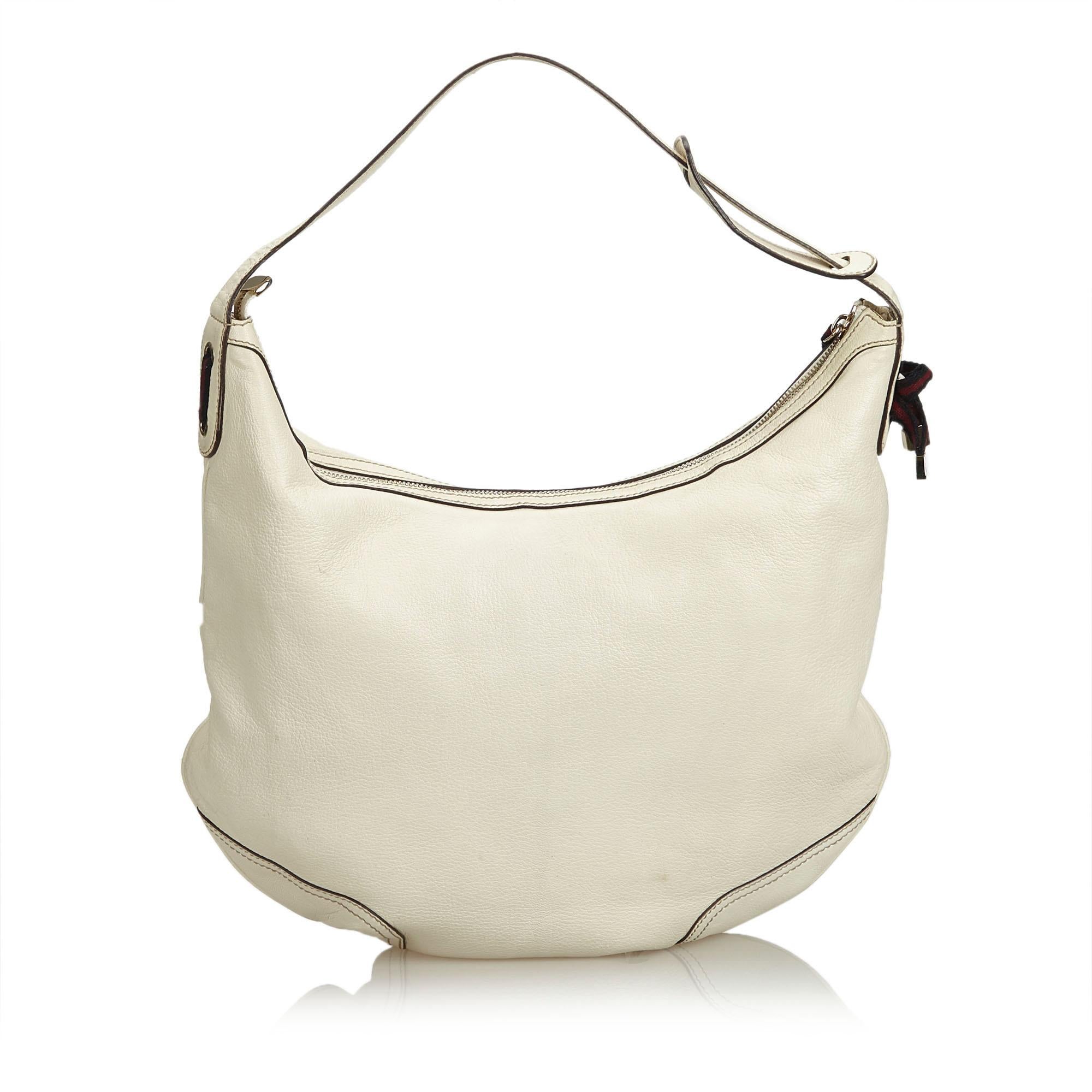 Gucci White Ivory Leather Princy Hobo Bag Italy In Good Condition In Orlando, FL