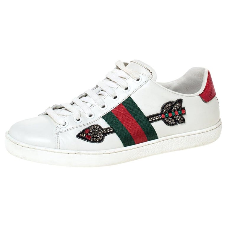 Gucci White Leather Ace Arrow Appliqué Low Top Sneakers Size 37 at 1stDibs