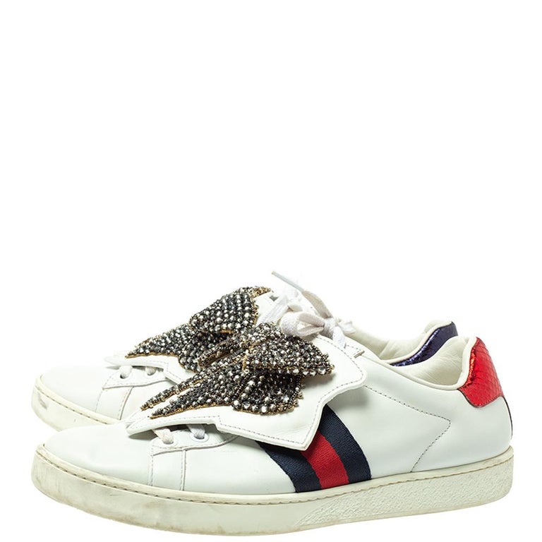 Gucci White Leather Ace Embellished Bow Patch Lace Up Sneakers Size 37 at  1stDibs | embellished tennis shoes, gucci lace ups