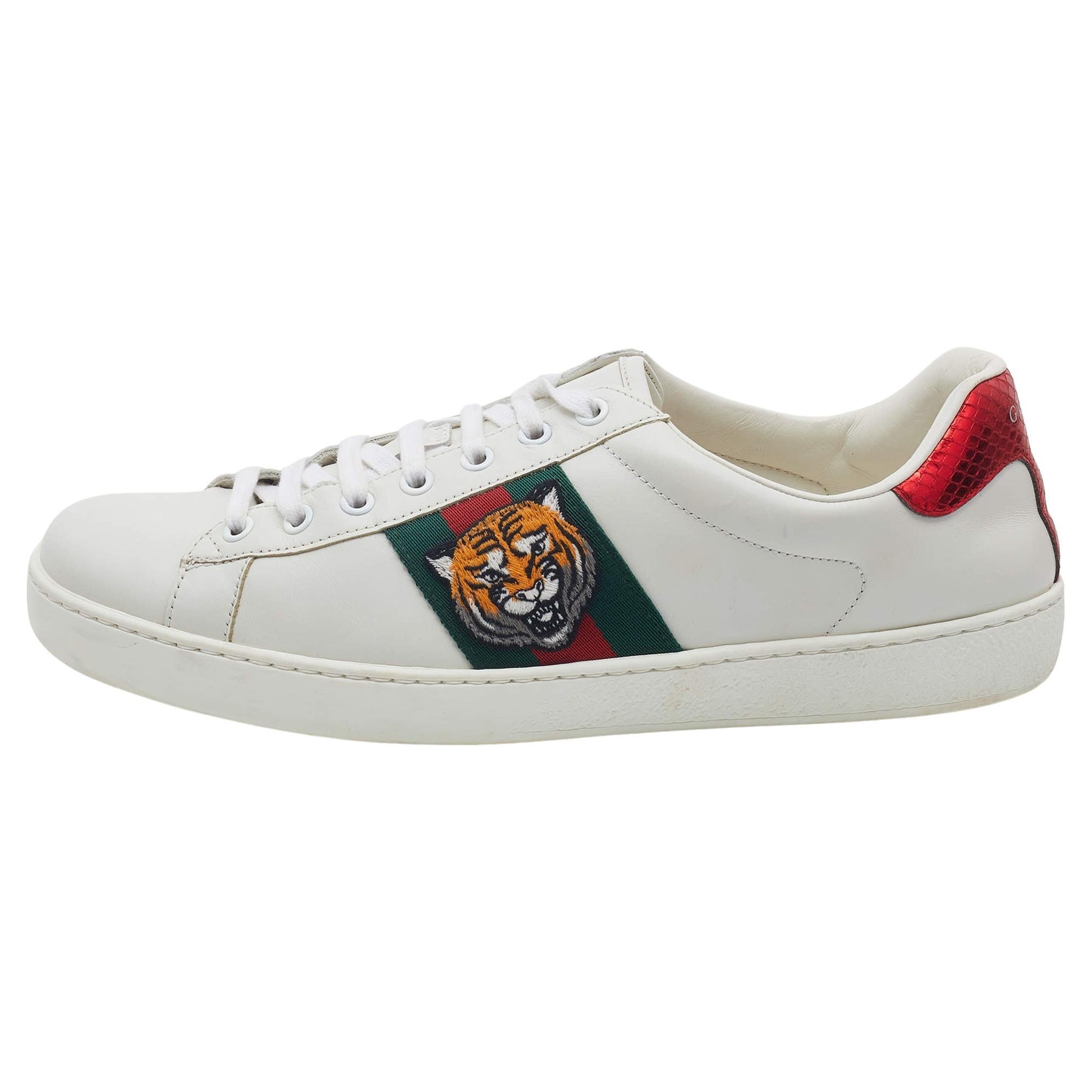 Gucci White Leather Ace Embroidered Tiger Low Top Trainers Size 43 For Sale  at 1stDibs