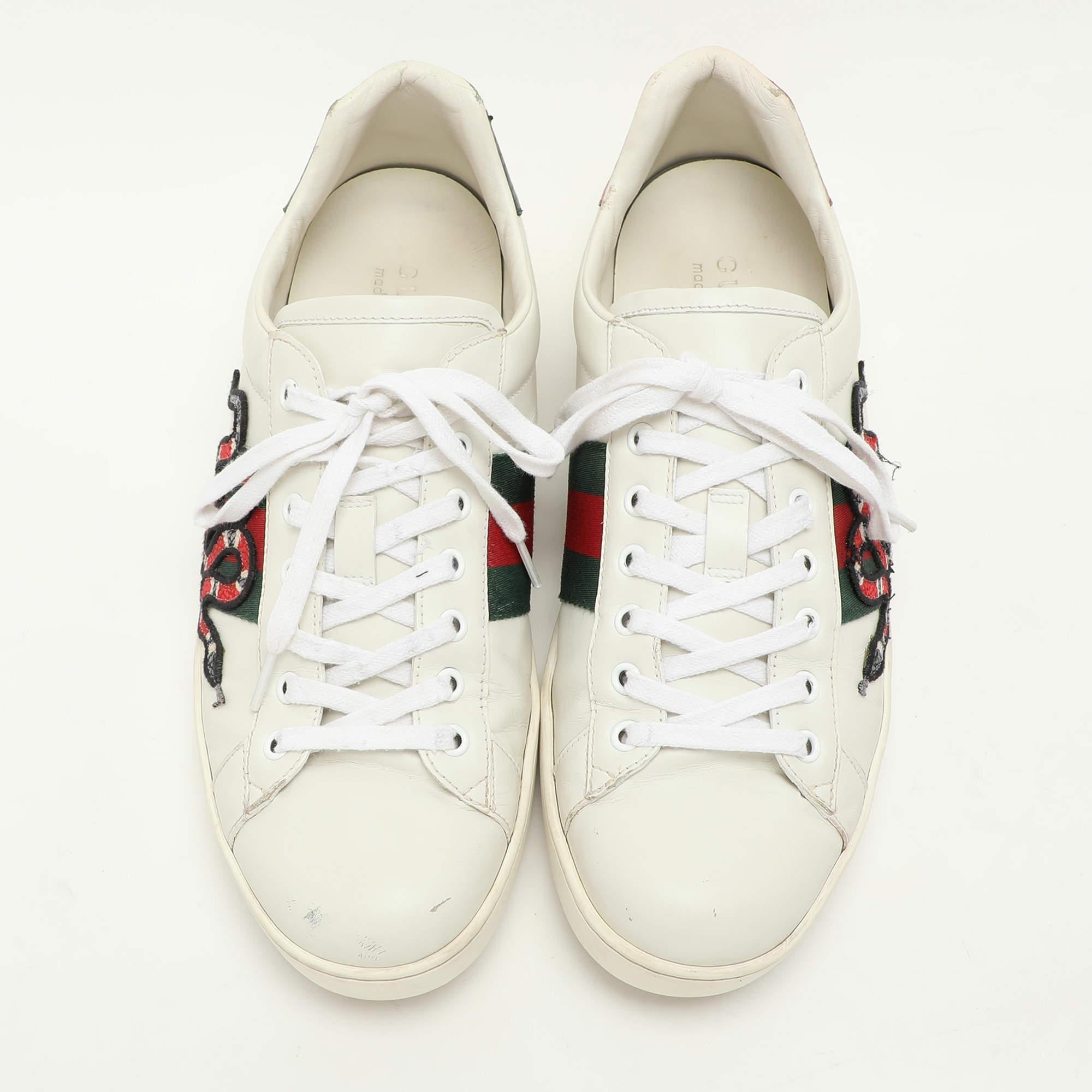 Gucci White Leather Ace Low Top Sneakers 44 In Fair Condition For Sale In Dubai, Al Qouz 2
