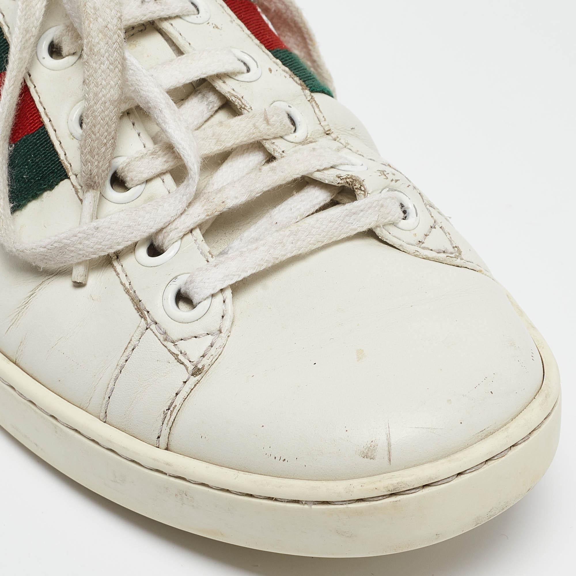 Gucci Sneakers basse Ace in pelle bianca misura 37 in vendita 2