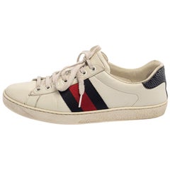 Gucci Ace Low Top Sneakers aus weißem Leder Größe 39,5