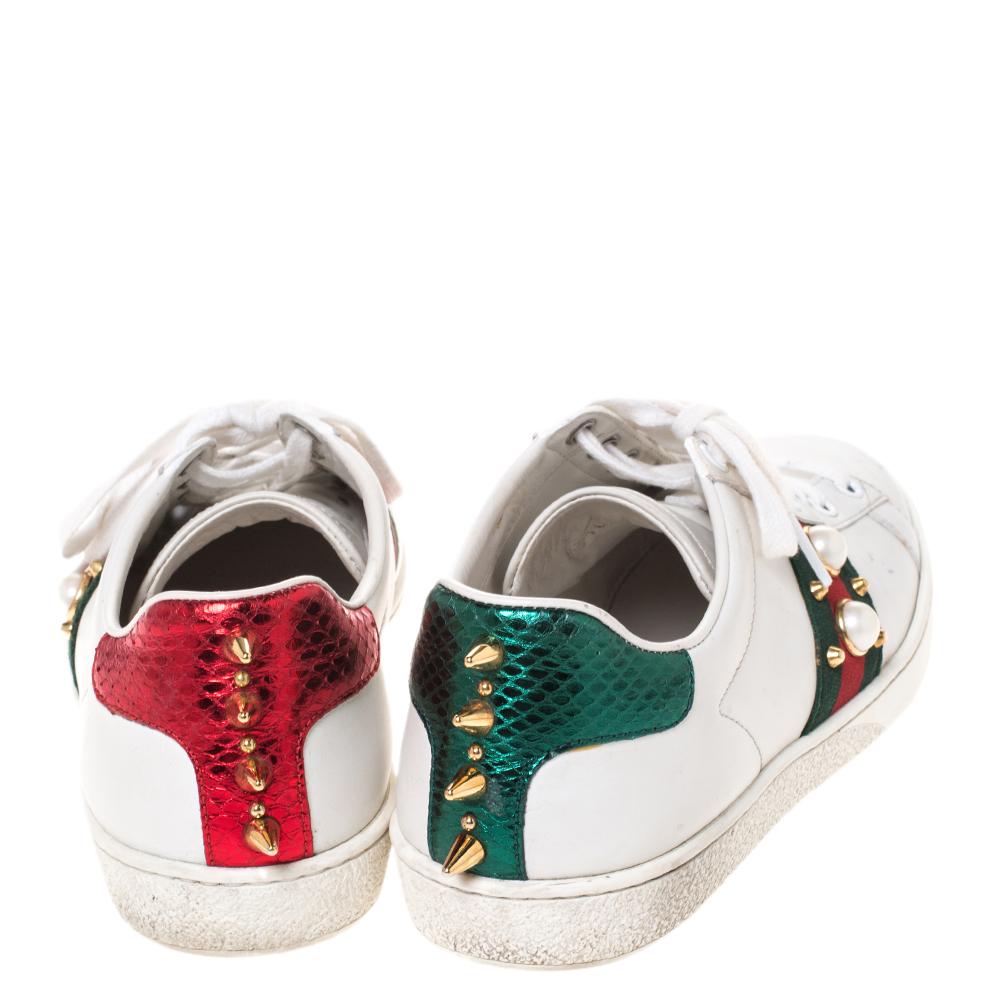 Gucci White Leather Ace Web Embellished Low Top Sneakers Size 37 In Good Condition In Dubai, Al Qouz 2