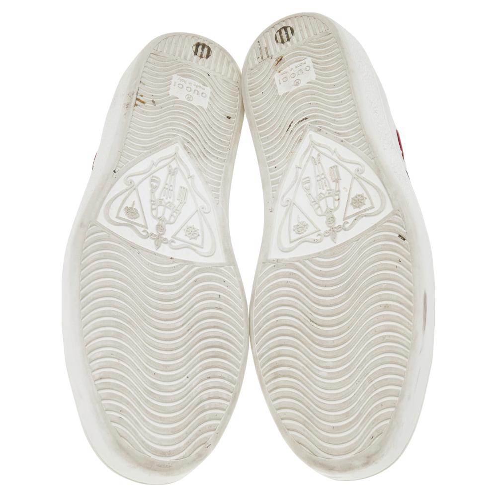 Gucci White Leather And Canvas Web Heart Detail Lace Up Sneakers Size 40 In Good Condition In Dubai, Al Qouz 2