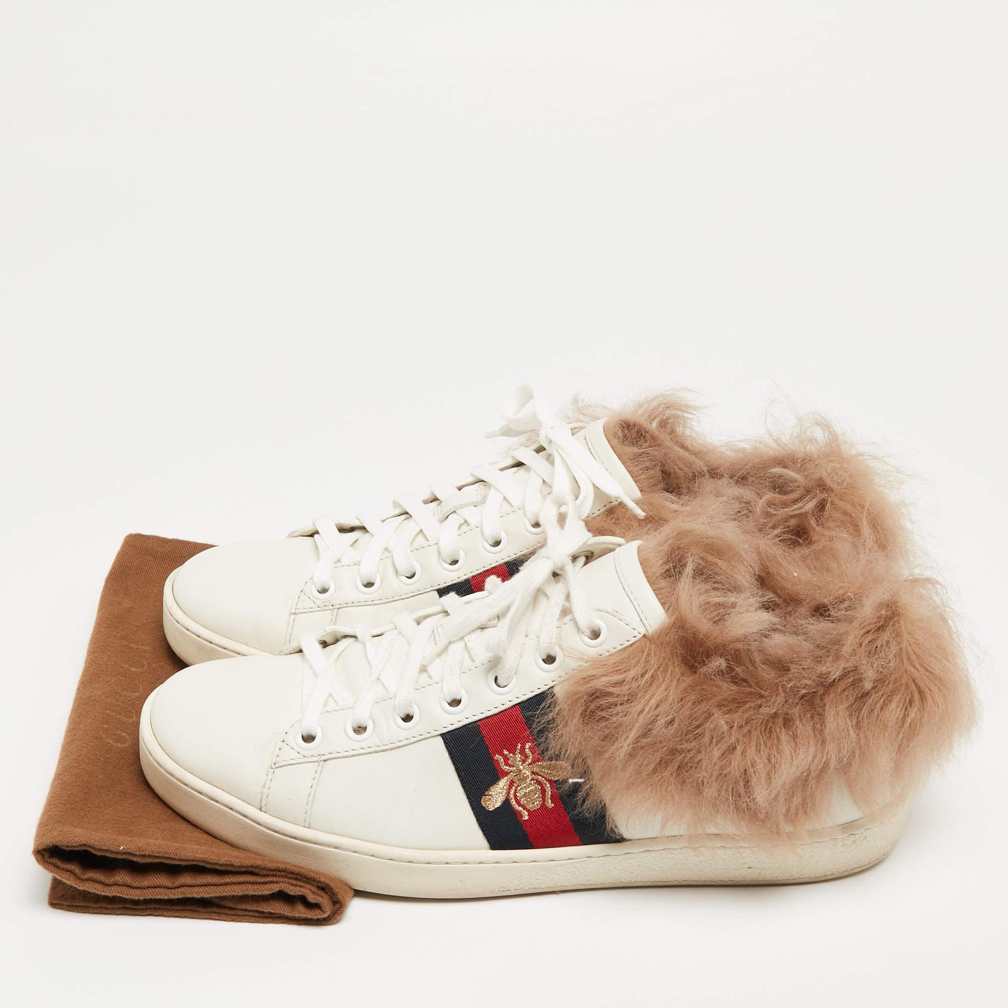 Gucci White Leather and Fur Ace Embroidered Bee Low Top Sneakers Size 37.5 For Sale 5