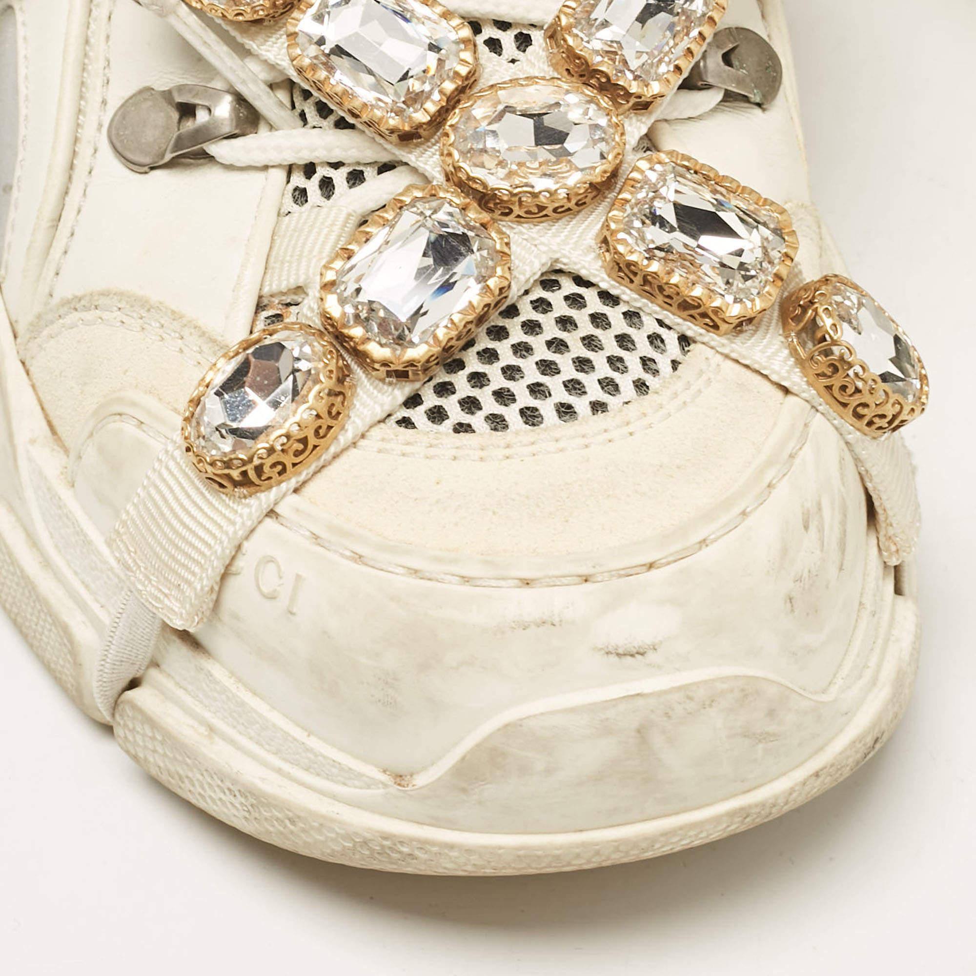 Gucci White Leather and Mesh Flashtrek Chunky Sneakers Size 37 For Sale 4