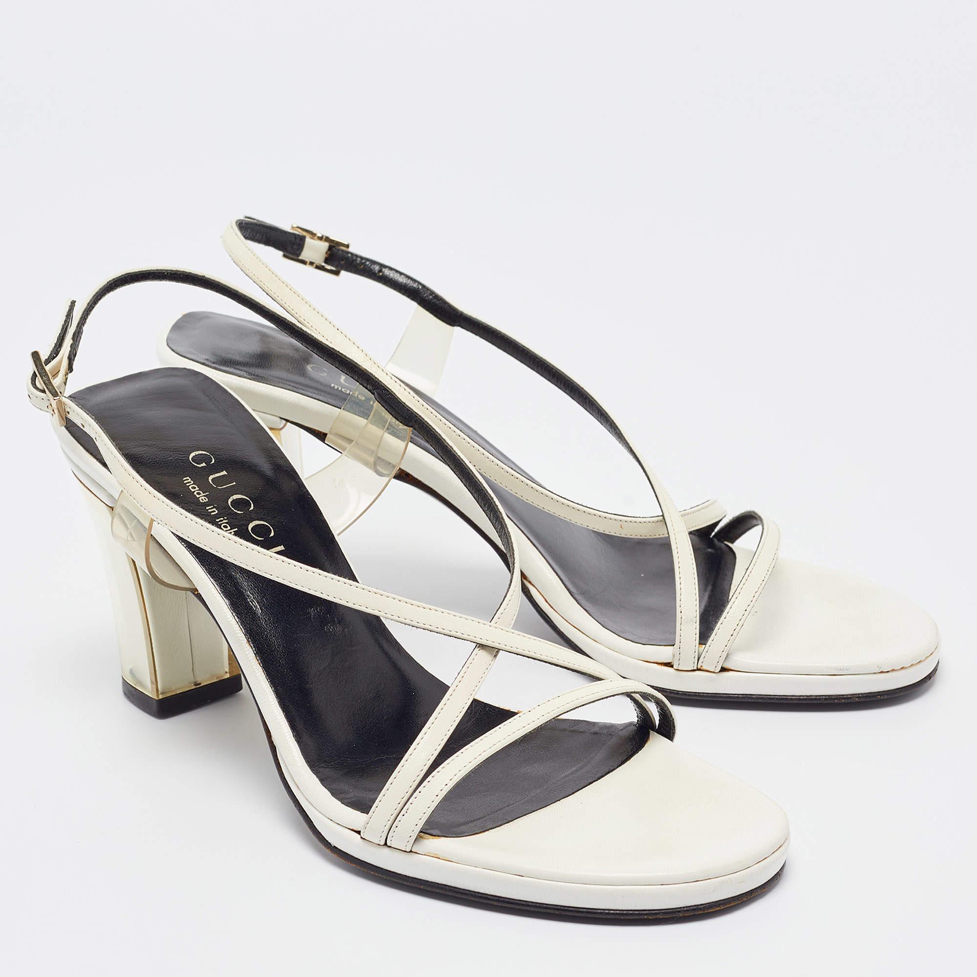 De las mujeres Gucci Sandalias blancas de piel y PVC tamaño 35.5 en venta