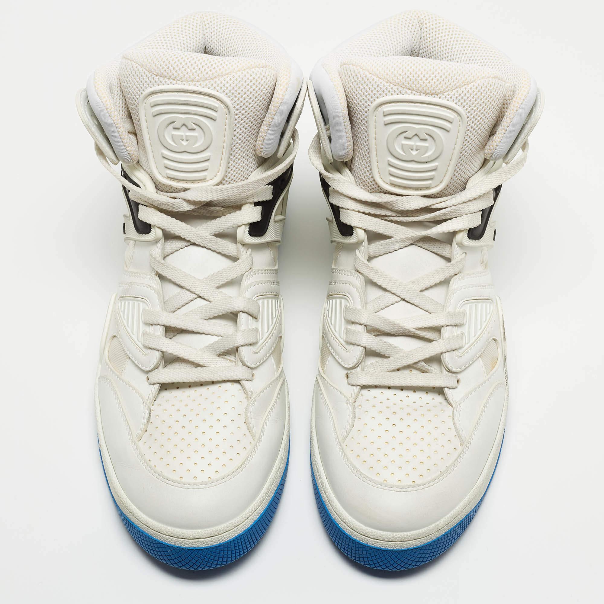 Grigio Sneakers alte da basket in pelle bianca di Gucci in vendita