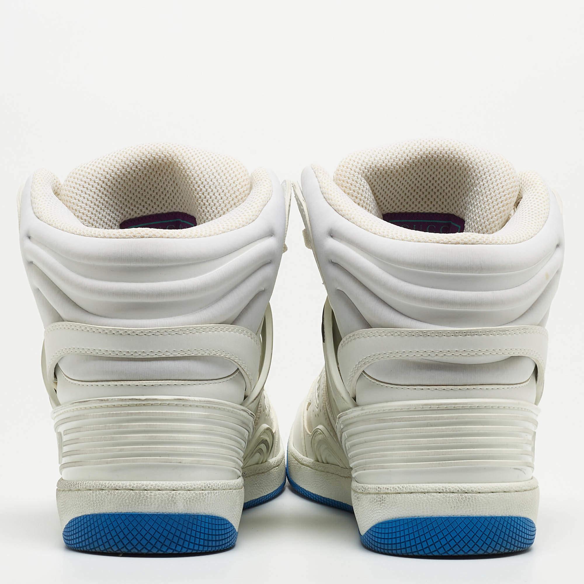 Sneakers alte da basket in pelle bianca di Gucci in vendita 1