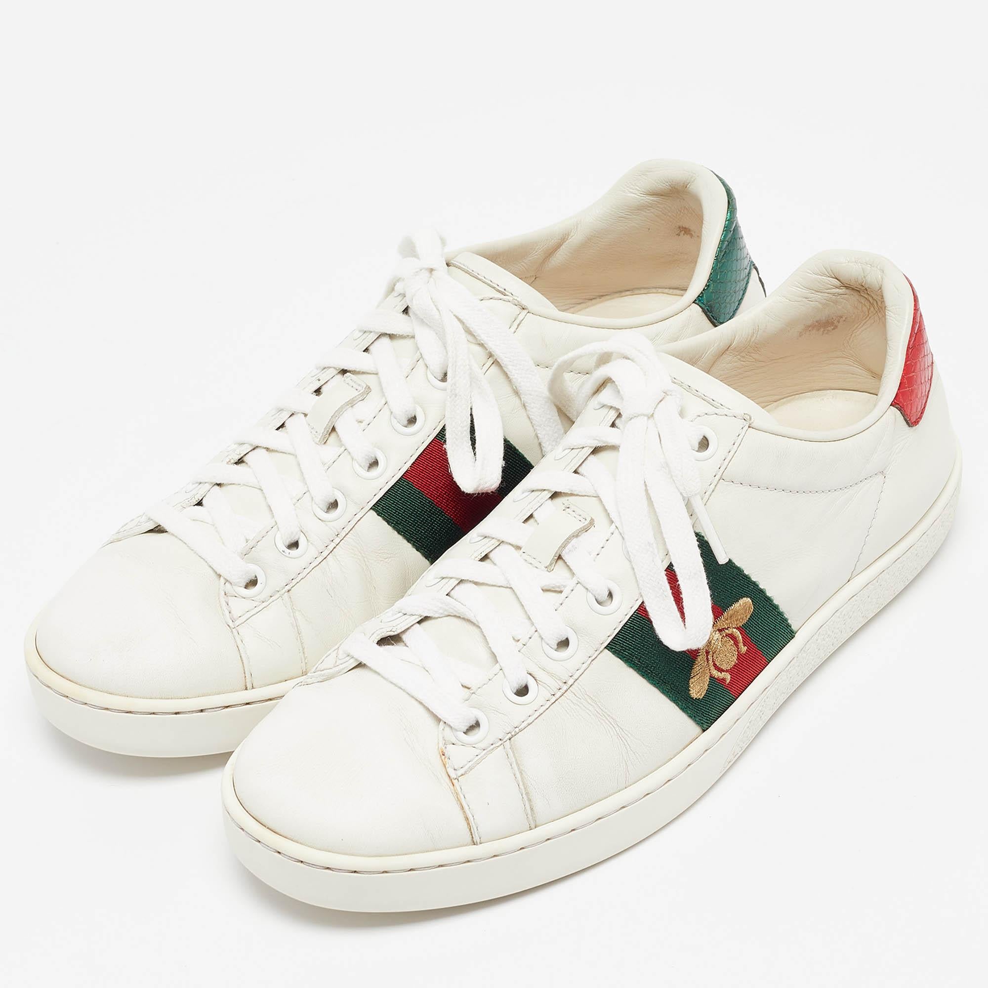 Coming in a classic silhouette, these designer sneakers are a seamless combination of luxury, comfort, and style. These sneakers are finished with signature details and comfortable insoles.