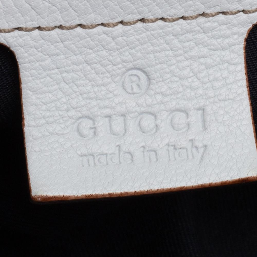 Gucci Borsa Capri Chain in pelle bianca In condizioni buone a Dubai, Al Qouz 2