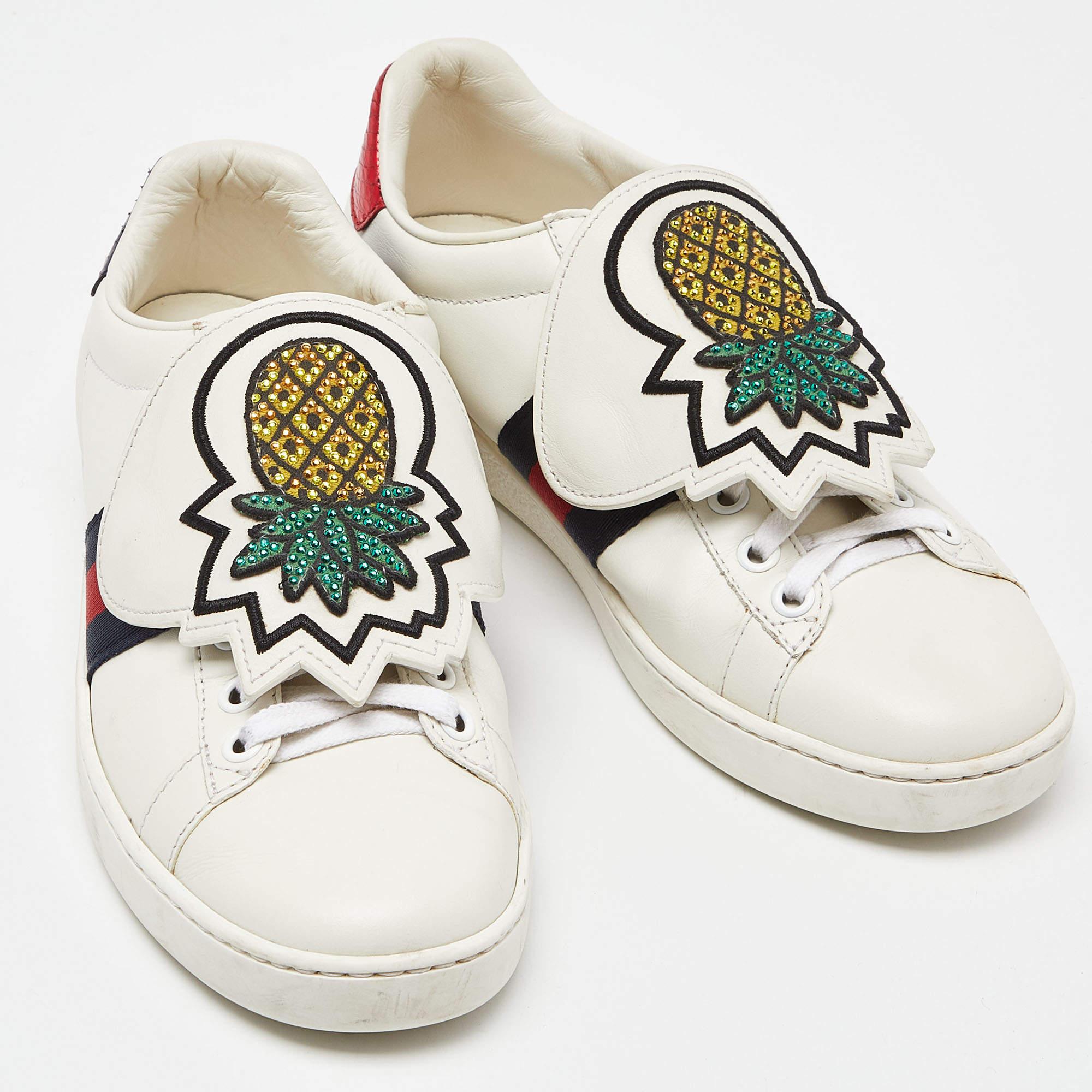 Gucci White Leather Embellished Pineapple Strap Ace Sneakers Size 35 For Sale 4
